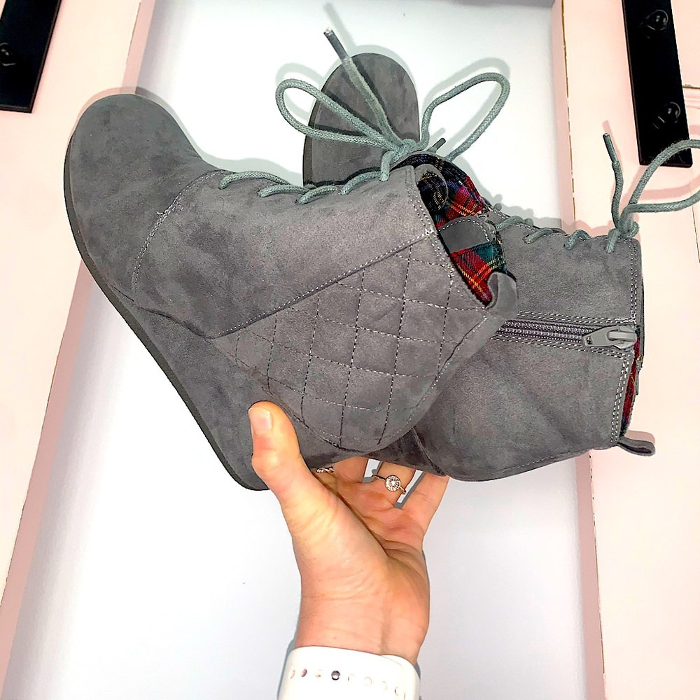 Cato Wedge short booties tie up zip - 6.5/7.5
